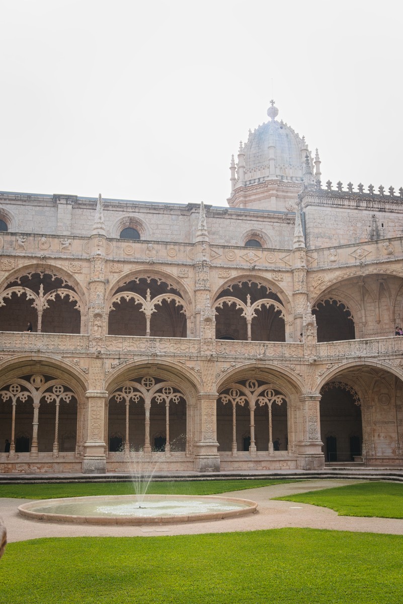 Detalhe do claustro