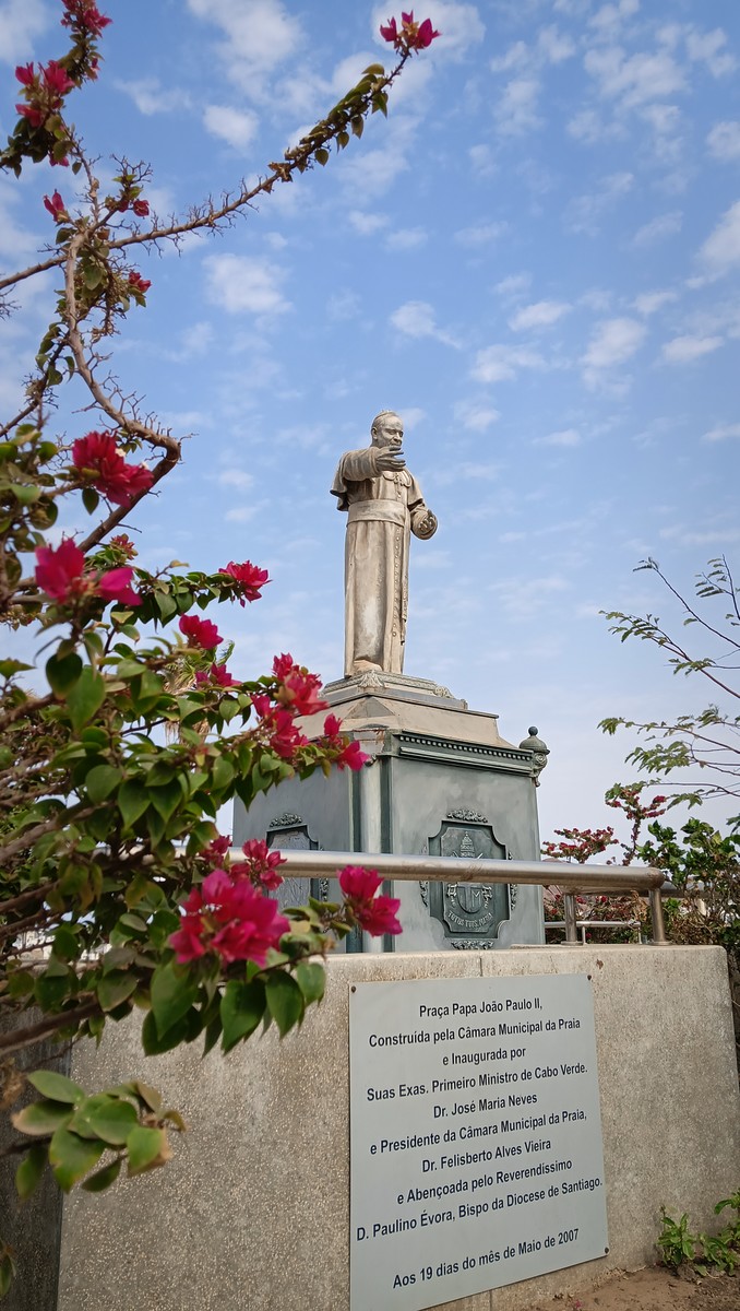 Estátua do Papa João Paulo II