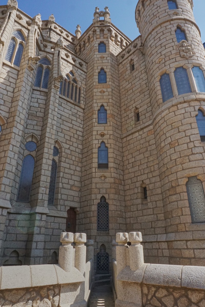 Exterior do Palácio de Gaudí